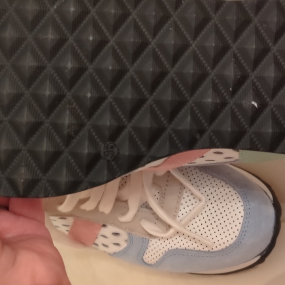 Clover Leather Preppy Sneakers High Tops Back Tops School Sz 36/ US 5 Pastel - Picture 9 of 10